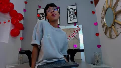 Adams Bobby online show from February 11, 12:10 pm