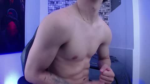 Snapshot of adams_collins_ chatting on October 22, 12:31 pm Adams online show from October 22, 12:31 pm