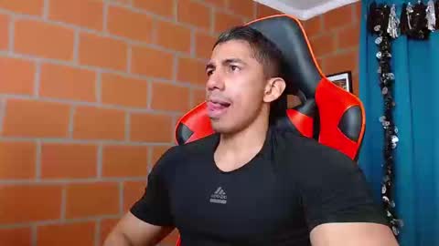 Adan Sin online show from January 3, 4:16 pm