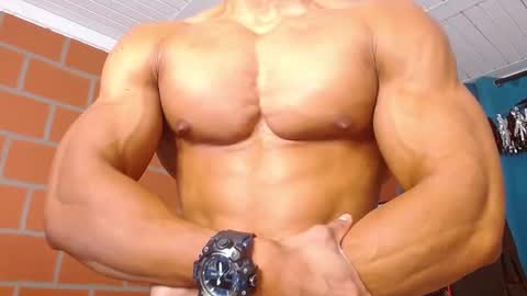 Adan Sin online show from December 5, 3:17 pm