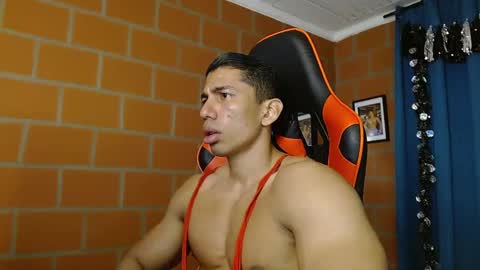 Adan Sin online show from February 12, 2:32 pm