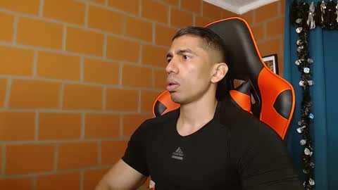 Adan Sin online show from January 10, 3:58 pm