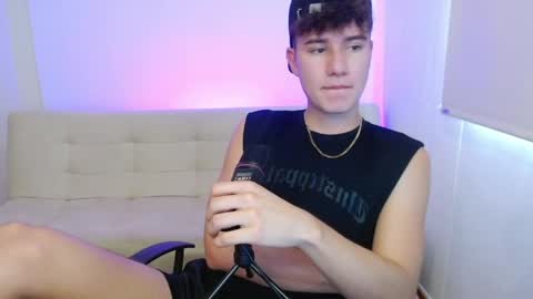 adrian morelli online show from April 10, 7:54 pm