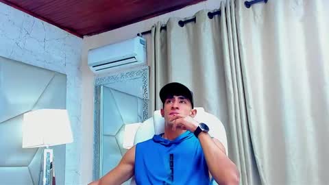   online show from January 25, 11:55 am