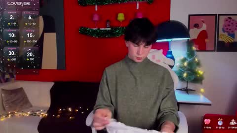 adrianoaubert online show from December 20, 10:22 am