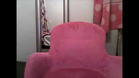 adrianpauli online show from March 18, 7:22 am