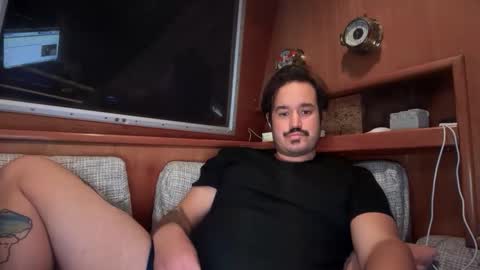 adriiiiiiiiano online show from February 3, 4:32 am