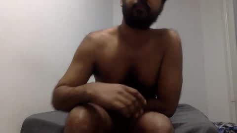 aggaggs online show from February 7, 1:58 am