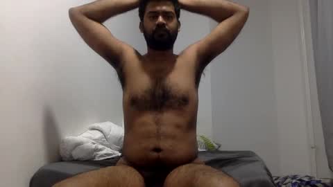 aggaggs online show from January 23, 1:24 pm