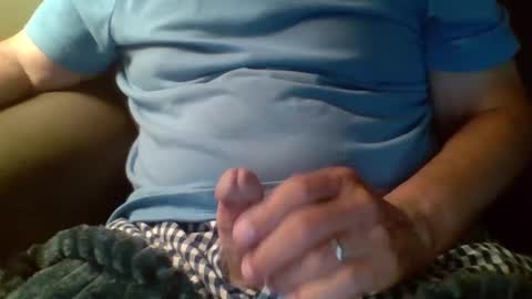 Snapshot of aguynrkfrd chatting on October 7, 10:08 am aguynrkfrd online show from October 7, 10:08 am