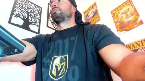 Aiden Brites online show from November 18, 4:49 am