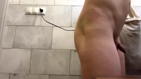 akwamaryn24 online show from January 11, 10:40 am