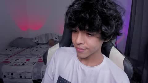 alan18n online show from February 2, 6:34 am