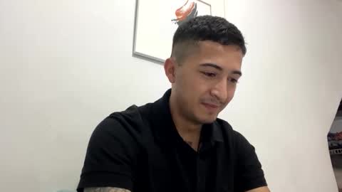 Snapshot of alanj998 chatting on October 3, 2:05 am alanj998 online show from October 3, 2:05 am