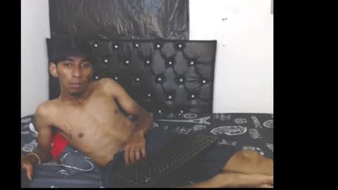 alejandrito_king online show from November 12, 6:52 am