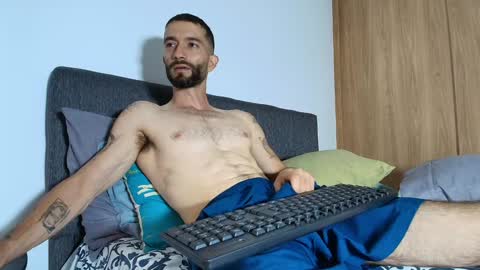 Alejandro Hernndez online show from January 23, 2:02 am