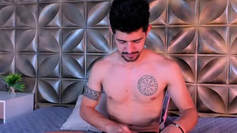 Alejo  online show from February 13, 7:31 pm