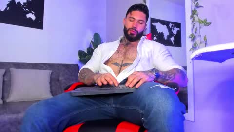 Aless Rose online show from February 5, 9:44 pm