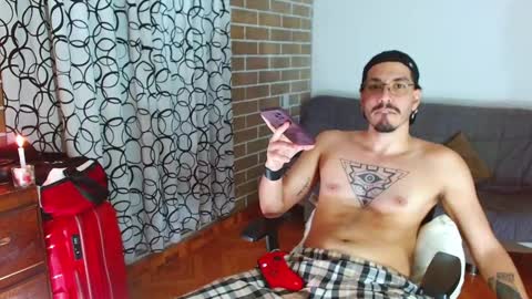 aleviz online show from February 20, 6:26 am