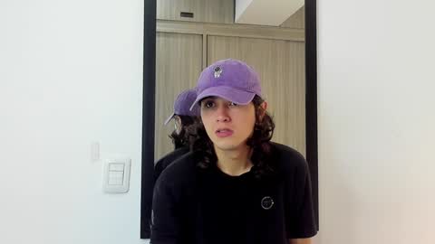 Snapshot of alex_connorr chatting on January 31, 3:22 pm alex_connorr online show from January 31, 3:22 pm