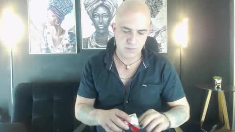 Alex Saints online show from December 17, 12:29 am