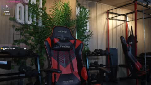 Snapshot of alex_tower chatting on February 5, 6:59 pm Alex Towers online show from February 5, 6:59 pm