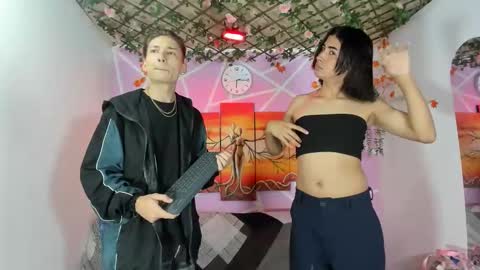 chicos hot online show from February 22, 2:40 pm