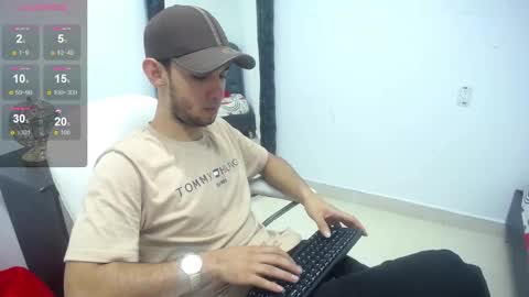 alexiscollinss online show from February 5, 1:33 pm