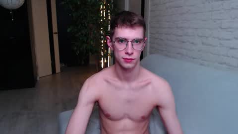 Alfie online show from September 11, 1:04 am