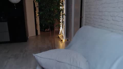 Alfie online show from September 14, 12:45 am