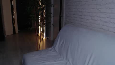 Alfie online show from October 21, 6:38 am