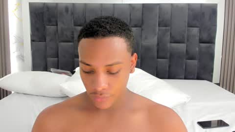 Angel online show from December 15, 7:35 am