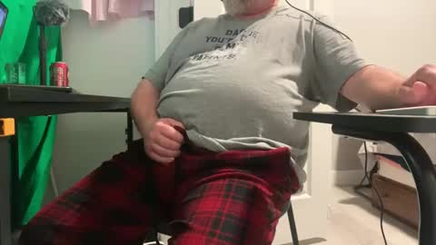 Allergictolove online show from October 1, 8:13 pm