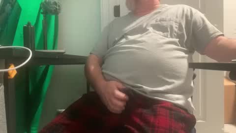 Allergictolove online show from January 14, 1:47 am