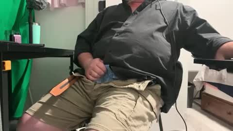 Allergictolove online show from September 22, 10:31 pm