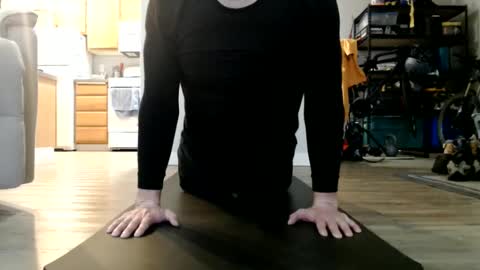 allnaked4 online show from January 1, 4:50 pm