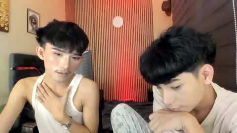 kim and josh online show from October 26, 5:31 am