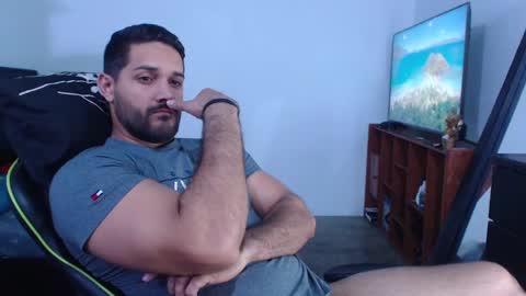 alonxoo online show from December 5, 1:14 am