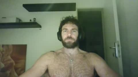 alphah_hunk online show from November 2, 9:30 pm