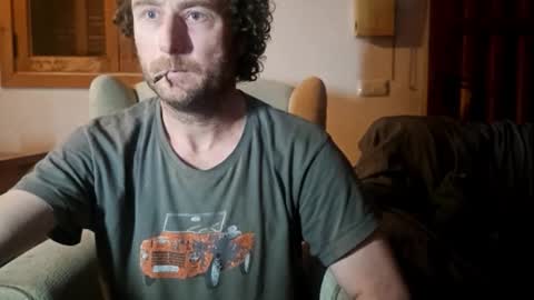 Snapshot of alvarooo1111 chatting on October 19, 2:38 am Balearicsex11 online show from October 19, 2:38 am