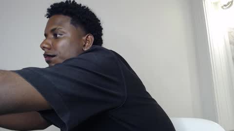 Snapshot of amare_25 chatting on October 22, 7:38 pm Amare online show from October 22, 7:38 pm
