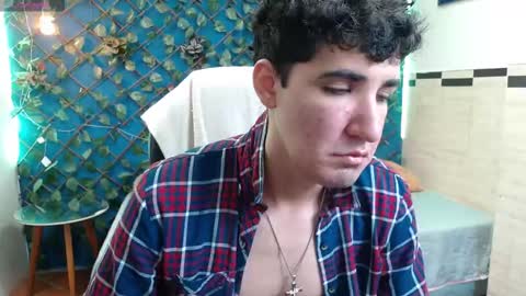 Snapshot of ambrosebull chatting on October 22, 1:04 pm Ambrosebull online show from October 22, 1:04 pm