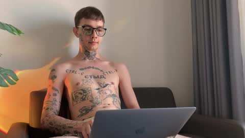 simon online show from April 6, 1:13 am