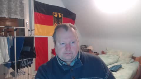 Snapshot of andre124231 chatting on January 7, 4:48 pm Andre online show from January 7, 4:48 pm