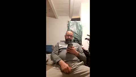 Andre online show from April 4, 8:28 pm