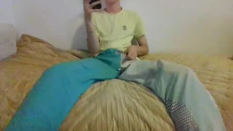 Andrew online show from October 20, 6:23 pm