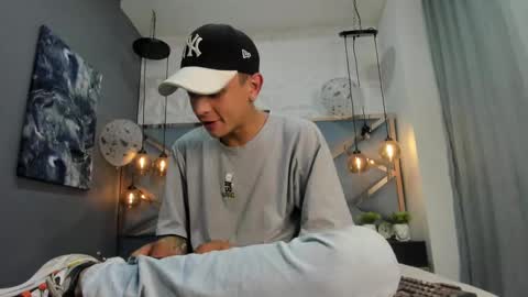 andrew online show from January 9, 2:11 am