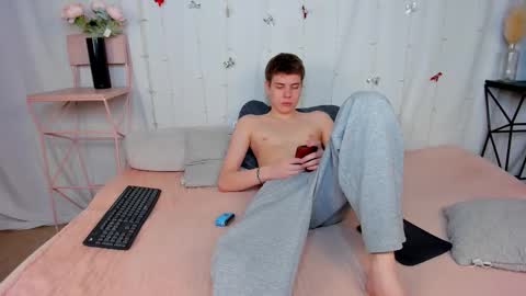 Mandy and Andy online show from January 9, 12:38 am