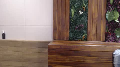 Andy Joy  online show from November 6, 11:35 am