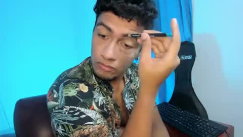 andylemonda online show from January 31, 11:46 am